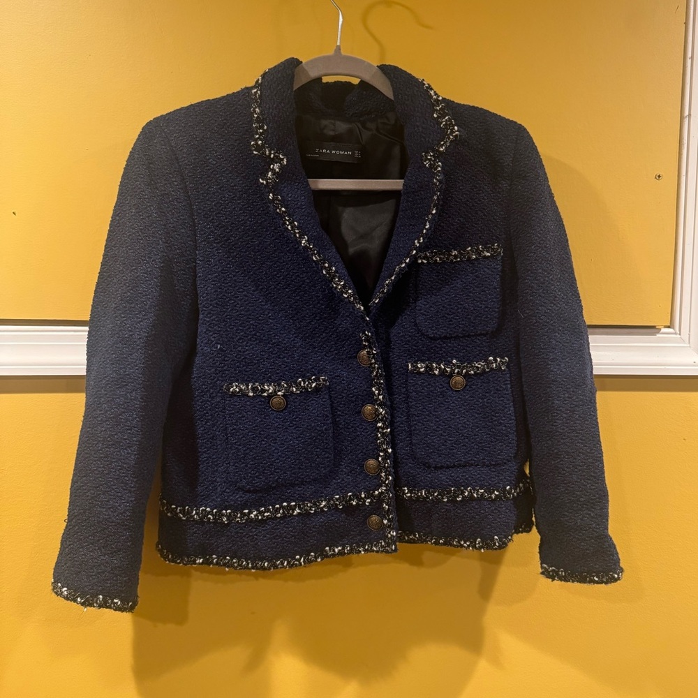 Zara Woman navy blue tweed blazer with pockets and ornate buttons M